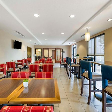 Comfort Suites Carlsbad Esterno foto