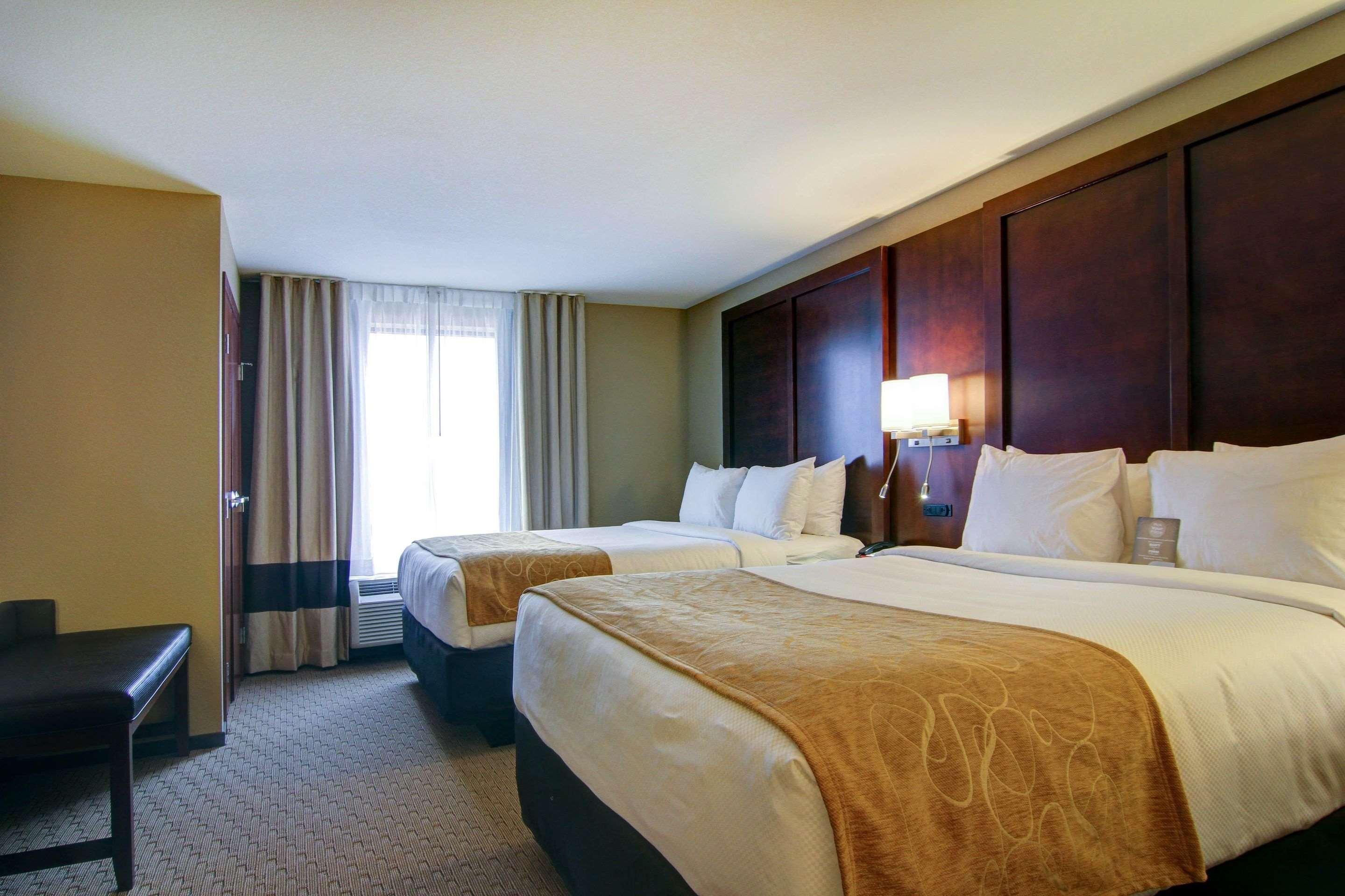 Comfort Suites Carlsbad Esterno foto