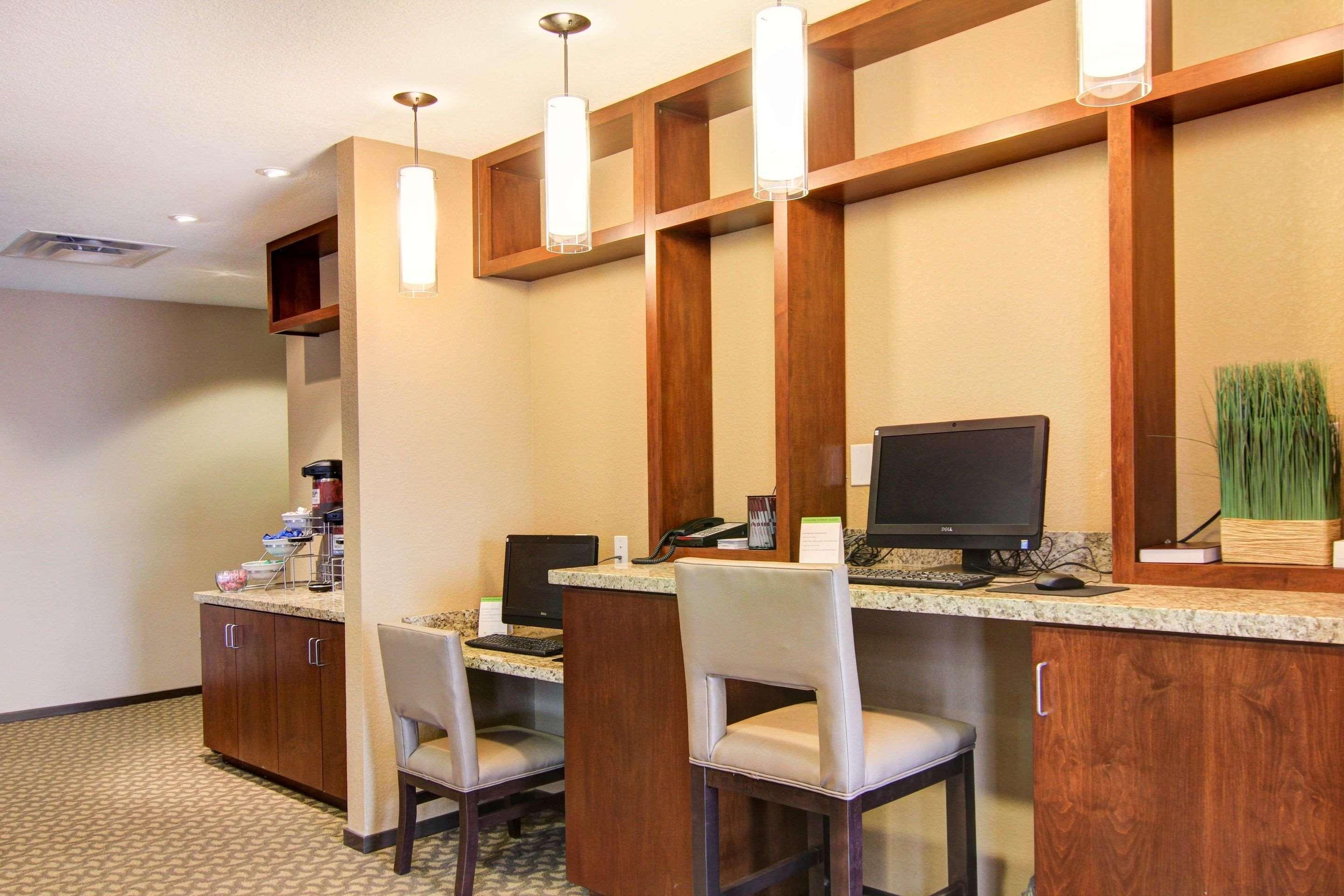 Comfort Suites Carlsbad Esterno foto