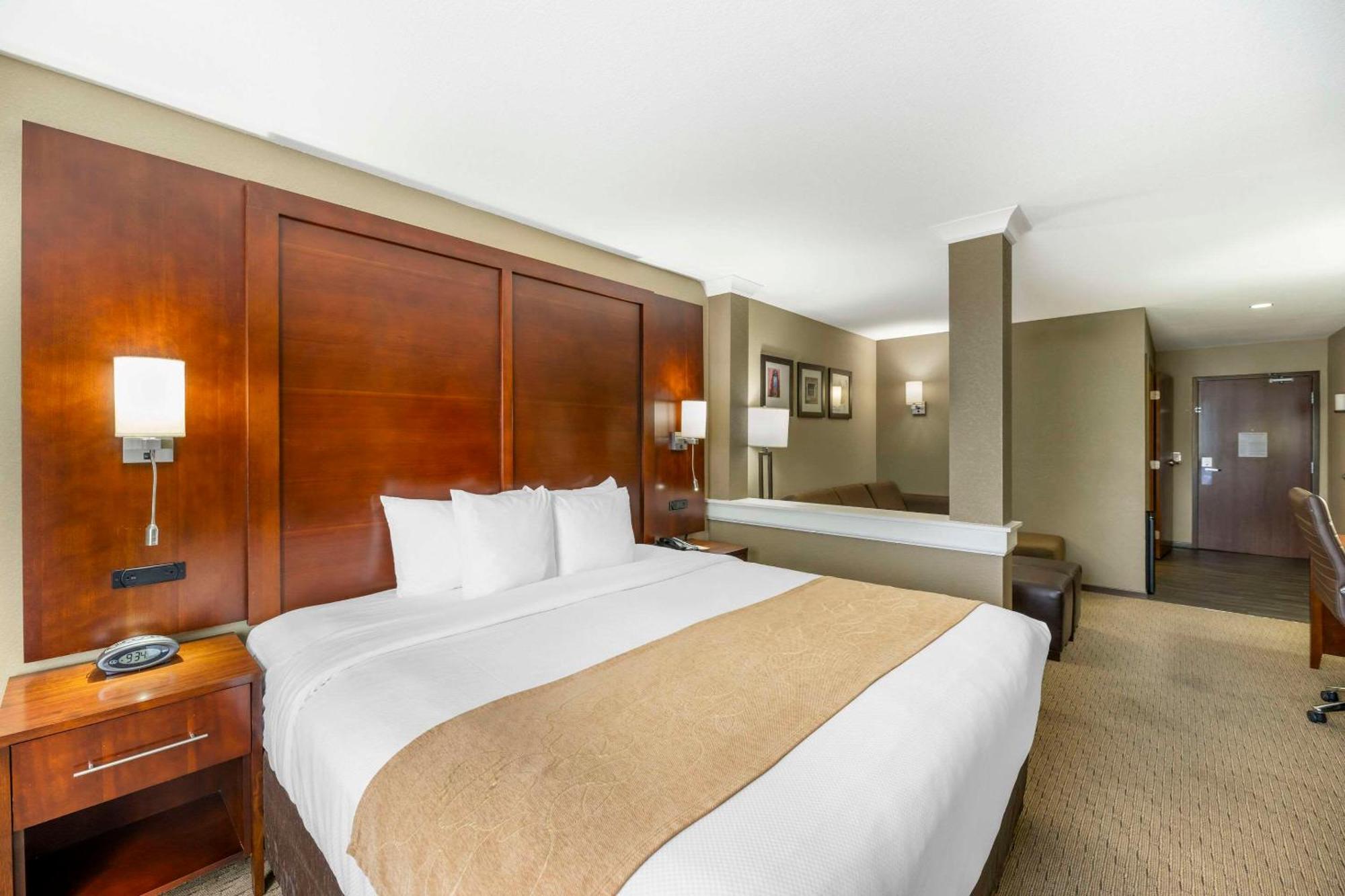 Comfort Suites Carlsbad Esterno foto