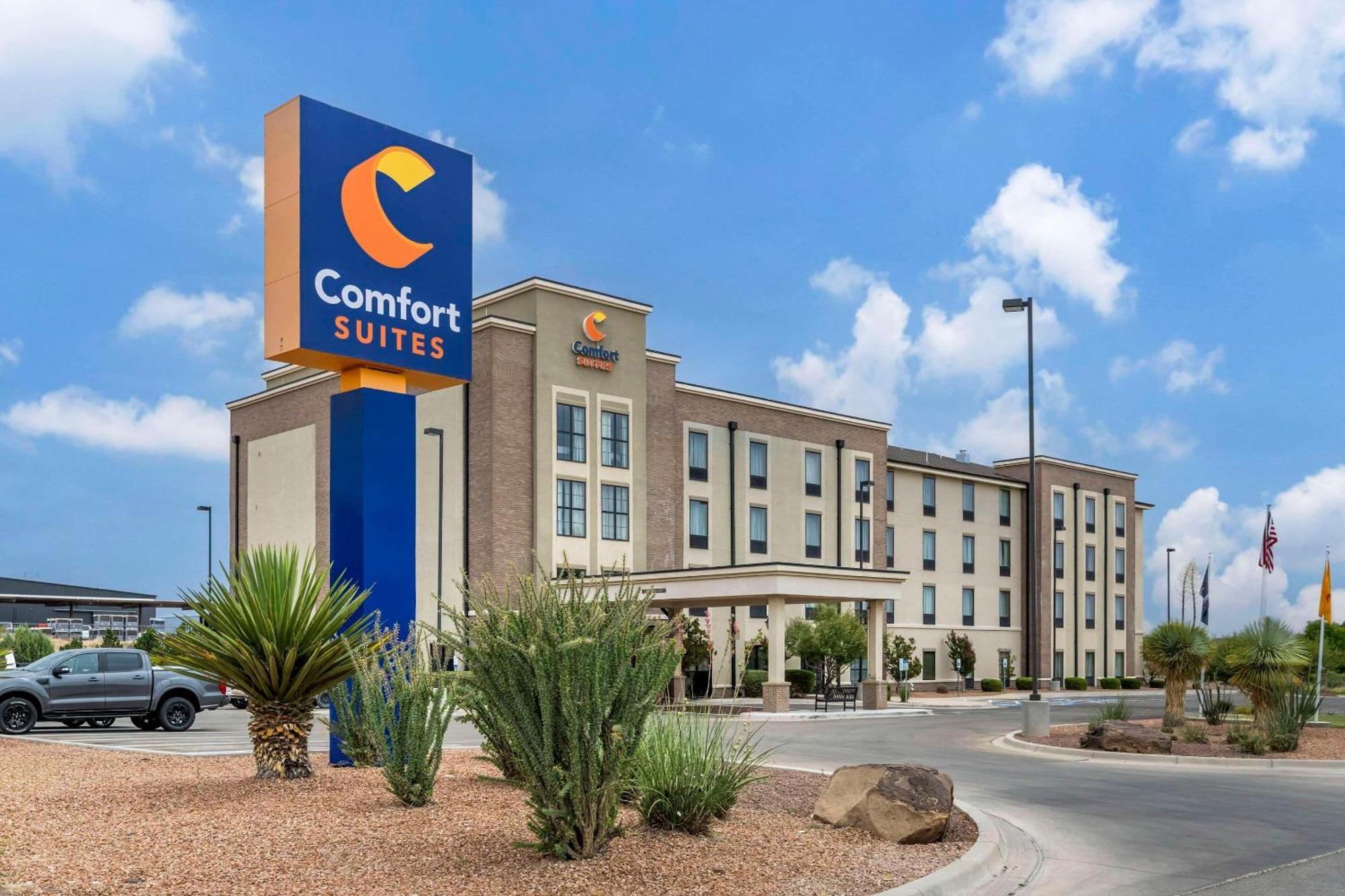 Comfort Suites Carlsbad Esterno foto