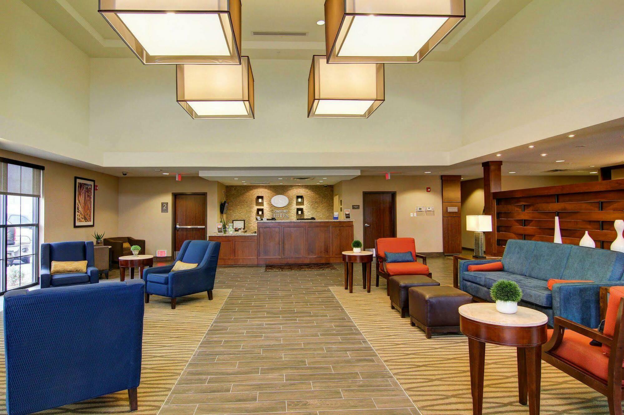Comfort Suites Carlsbad Esterno foto